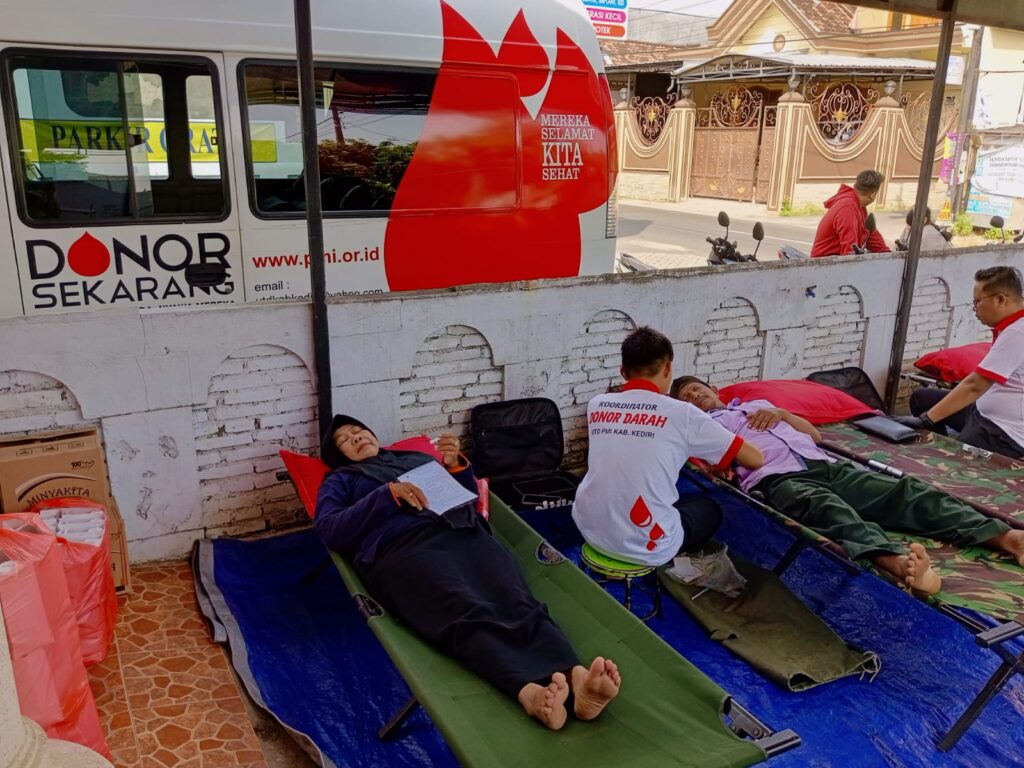 Klinik BPJS Kediri, Klinik terdekat dari lokasi saya sekarang, klinik buka 24 jam Kediri, cek laboratorium Kediri, Klinik USG Kehamilan Kediri, Klinik rawat inap Kediri, Khitan diKediri, Klinik pratama kediri