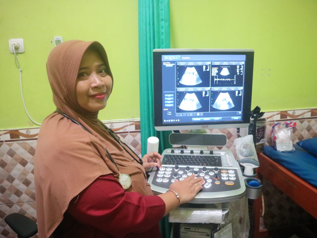 Klinik dr. Vitis, Klinik BPJS Kediri, Klinik 24 Jam Kediri, Klinik BPJS Kediri, Klinik terdekat dari lokasi saya sekarang, klinik buka 24 jam Kediri, cek laboratorium Kediri, Klinik USG Kehamilan Kediri, Klinik rawat inap Kediri, Khitan diKediri, Klinik Pratama Kediri, Klinik Faskes 1 BPJS Kabupaten Kediri, Klinik kesehatan Sembak Grogol Kediri, Klinik rawat inap Kabupaten Kediri