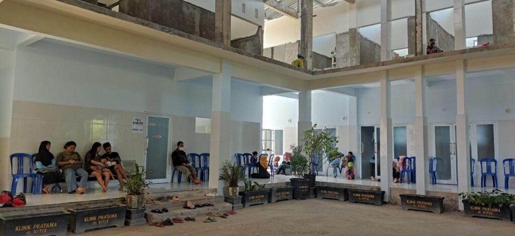 bersalin di Nganjuk, cek laboratorium Kediri, KB Kediri, Khitan diKediri, Klinik 24 Jam Kediri, Klinik bersalin Kediri, Klinik BPJS Kediri, klinik buka 24 jam Kediri, Klinik dr. Vitis, Klinik Faskes 1 BPJS Kabupaten Kediri, Klinik kesehatan Nganjuk, Klinik kesehatan Sembak Grogol Kediri, Klinik persalinan 24 jam, Klinik pratama kediri, Klinik rawat inap Kabupaten Kediri, Klinik rawat inap Kediri, Klinik terdekat dari lokasi saya sekarang, Klinik USG Kehamilan Kediri, Pelayanan KB, persalinan Nganjuk, rawat inap BPJS Kediri, rawat inap Grogol Kediri, tempat bersalin Kabupaten Kediri, UGD di Kediri