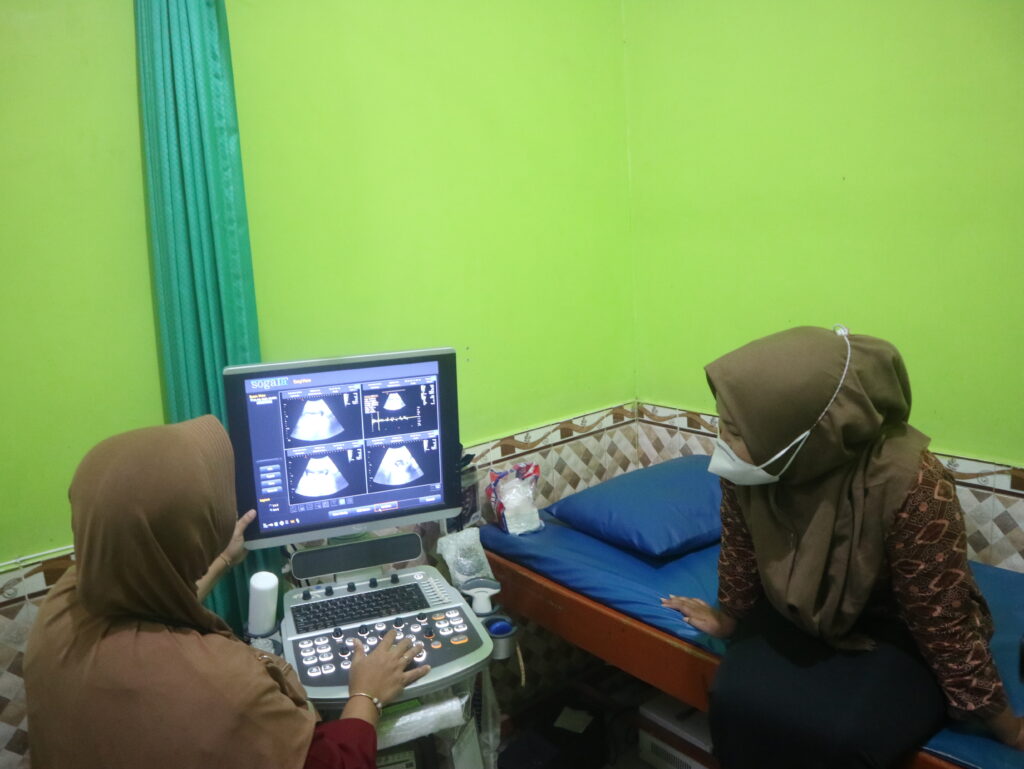 bersalin di Nganjuk, cek laboratorium Kediri, KB Kediri, Khitan diKediri, Klinik 24 Jam Kediri, Klinik bersalin Kediri, Klinik BPJS Kediri, klinik buka 24 jam Kediri, Klinik dr. Vitis, Klinik Faskes 1 BPJS Kabupaten Kediri, Klinik kesehatan Nganjuk, Klinik kesehatan Sembak Grogol Kediri, Klinik persalinan 24 jam, Klinik pratama kediri, Klinik rawat inap Kabupaten Kediri, Klinik rawat inap Kediri, Klinik terdekat dari lokasi saya sekarang, Klinik USG Kehamilan Kediri, Pelayanan KB, persalinan Nganjuk, rawat inap BPJS Kediri, rawat inap Grogol Kediri, tempat bersalin Kabupaten Kediri, UGD di Kediri