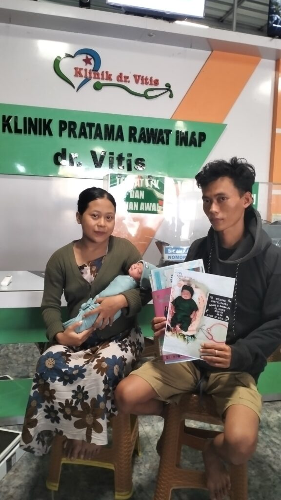 bersalin di Nganjuk, cek laboratorium Kediri, KB Kediri, Khitan diKediri, Klinik 24 Jam Kediri, Klinik bersalin Kediri, Klinik BPJS Kediri, klinik buka 24 jam Kediri, Klinik dr. Vitis, Klinik Faskes 1 BPJS Kabupaten Kediri, Klinik kesehatan Nganjuk, Klinik kesehatan Sembak Grogol Kediri, Klinik persalinan 24 jam, Klinik pratama kediri, Klinik rawat inap Kabupaten Kediri, Klinik rawat inap Kediri, Klinik terdekat dari lokasi saya sekarang, Klinik USG Kehamilan Kediri, Pelayanan KB, persalinan Nganjuk, rawat inap BPJS Kediri, rawat inap Grogol Kediri, tempat bersalin Kabupaten Kediri, UGD di Kediri