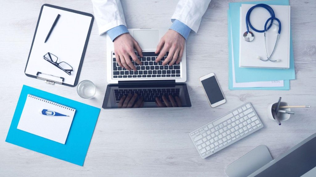 pilihan alat kb, alat konrasepsi, penggunaan alat kontrasepsi, perencanaan kehamilan, mengatur kehamilan, alat kb, keluarga berencana, rekomendasi dokter kandungan di malang, klinik melahirkan di malang