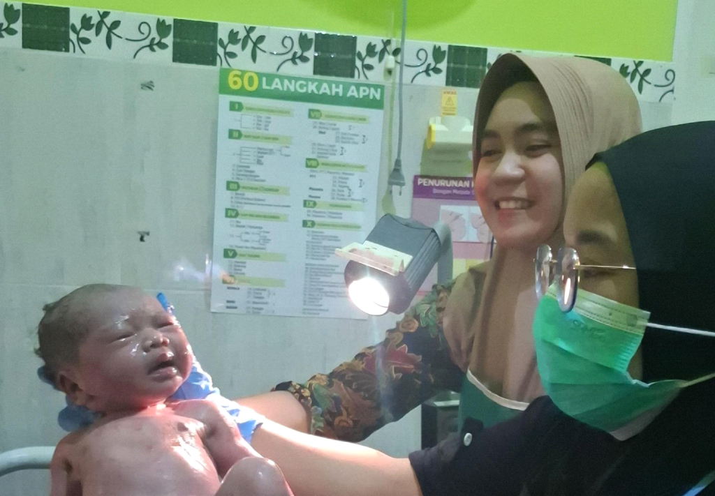 Faskes 1 Kediri, Klinik 24 jam BPJS Kabupaten Kediri, Klinik BPJS Kediri, Klinik dr. Vitis Kediri, Klinik faskes 1 BPJS Grogol Kediri, Klinik Faskes 1 BPJS Kabupaten Kediri, Klinik kesehatan Sembak Grogol Kediri, Klinik rawat inap Kabupaten Kediri harga terjangkau, Klinik terdekat bisa BPJS, Klinik terdekat dari lokasi saya sekarang