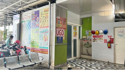bersalin di Nganjuk, cek laboratorium Kediri, KB Kediri, Khitan diKediri, Klinik 24 Jam Kediri, Klinik bersalin Kediri, Klinik BPJS Kediri, klinik buka 24 jam Kediri, Klinik dr. Vitis, Klinik Faskes 1 BPJS Kabupaten Kediri, Klinik kesehatan Nganjuk, Klinik kesehatan Sembak Grogol Kediri, Klinik persalinan 24 jam, Klinik pratama kediri, Klinik rawat inap Kabupaten Kediri, Klinik rawat inap Kediri, Klinik terdekat dari lokasi saya sekarang, Klinik USG Kehamilan Kediri, Pelayanan KB, persalinan Nganjuk, rawat inap BPJS Kediri, rawat inap Grogol Kediri, tempat bersalin Kabupaten Kediri, UGD di Kediri